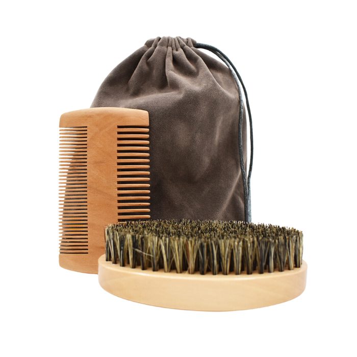 Kit brosse + peigne pour barbe et moustache