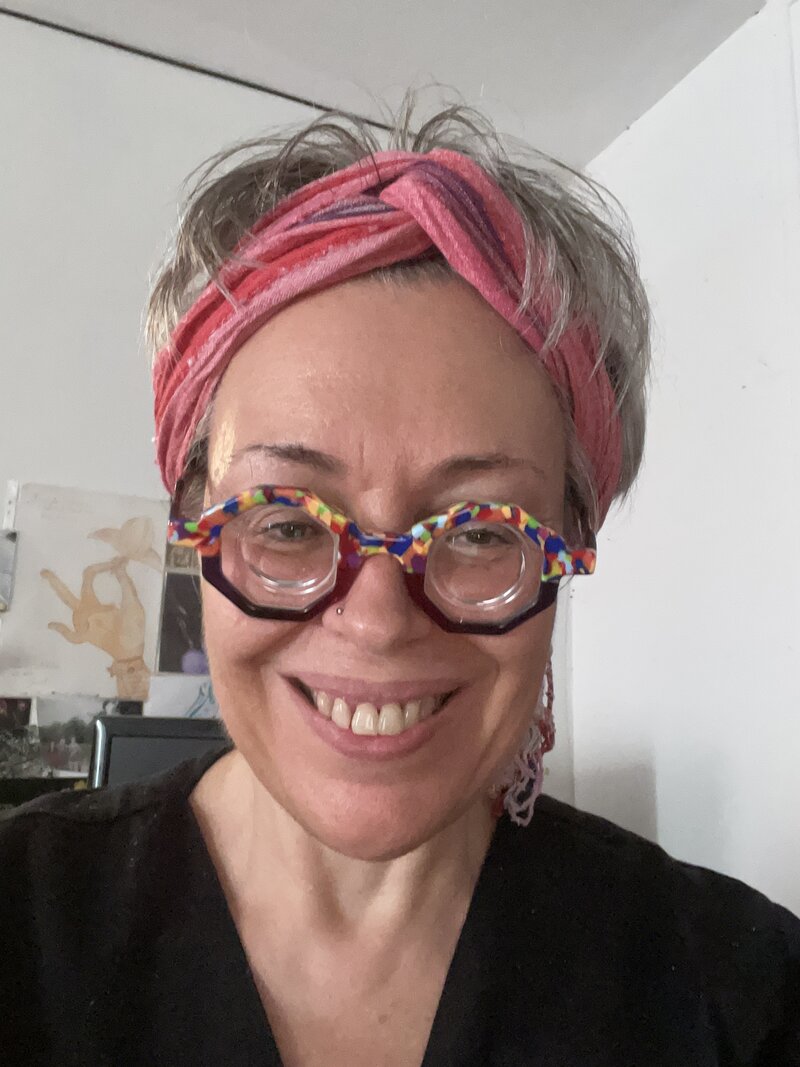 Les Yeux dans les Mains Adelina — Massage bien-être