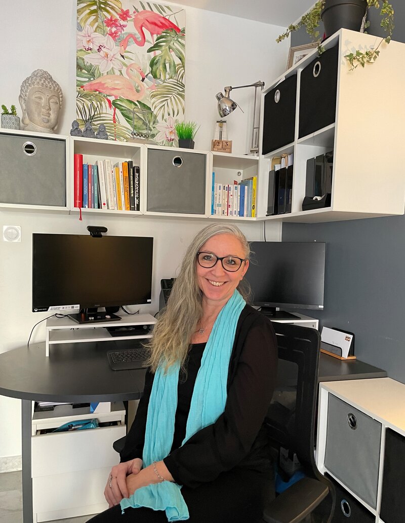 Charlotte MAHIEUW — Maître REIKI - Maître Praticien Hypnose - Thérapeute en Psychosomatique & Développement Personnel