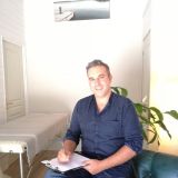 Axel Nadaud — Praticien en auriculothérapie kinésiologie reboutement
