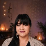 Julie Dossetto — Reiki, magnétisme, Psychogénéalogie, réflexologie faciale et crânienne